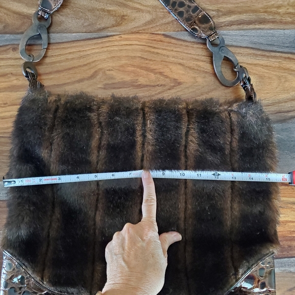 "Jayne" Faux Fur Bag, Like New, Zipper Pocket, Purse, Shades of Brown - Picture 6 of 8